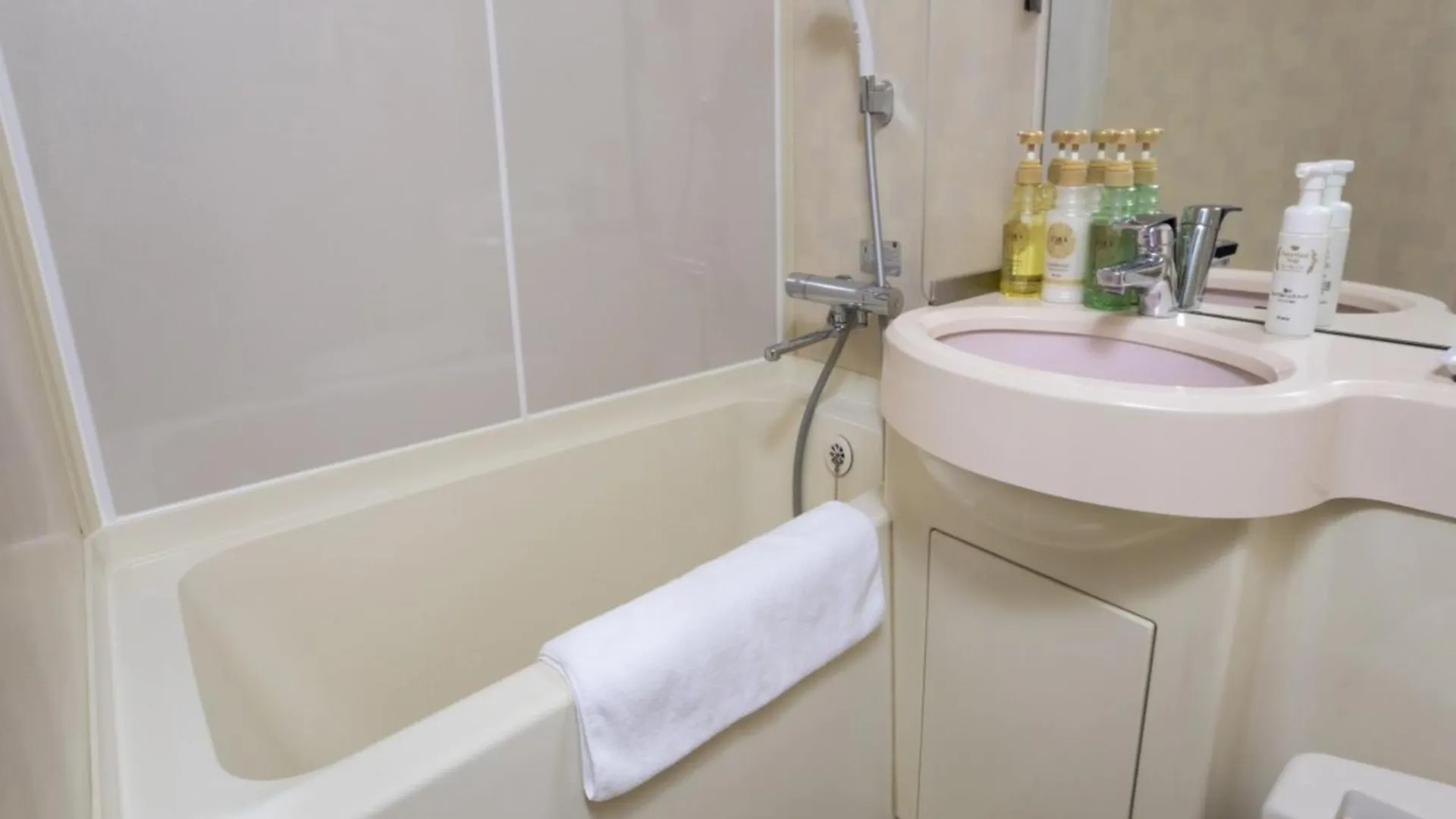 Business Inn Norte Nakajima Park - Vacation Stay 08754V Sapporo
